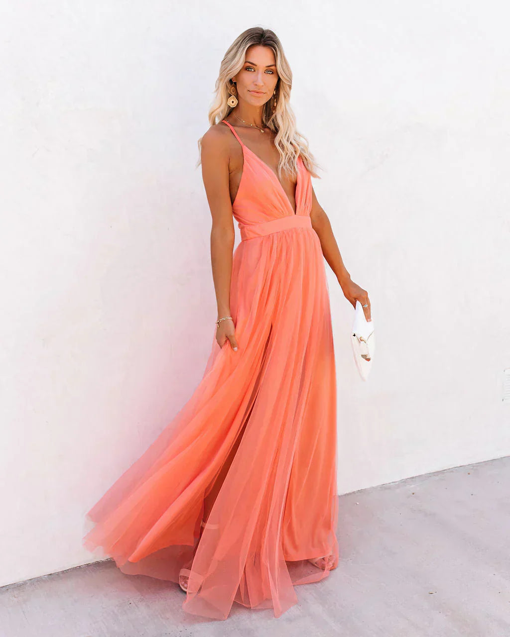 Robe au design élégant main image 1