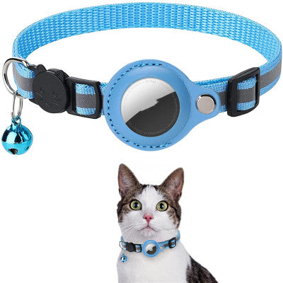 Collier pour chat bleu avec AirTag intégré et clochette, idéal pour localiser votre animal de compagnie. Accessoire sécurisé et tendance.