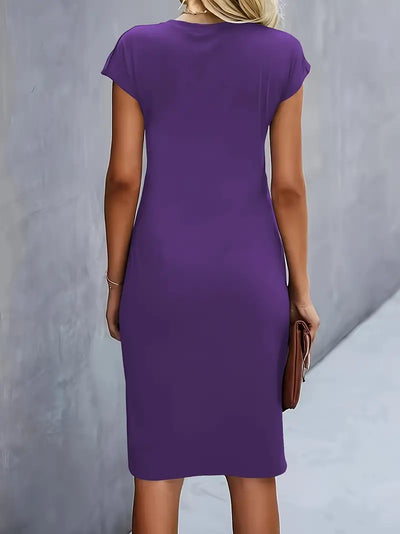 Elizabeth - robe de couleur unie avec col ras du cou