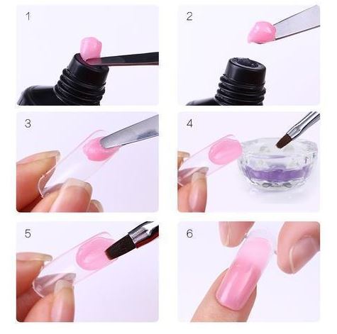 Gel rose pour ongles en étapes : application avec spatule, modelage sur ongle, durcissement sous lampe UV. Manucure, nail art, beauté des ongles.