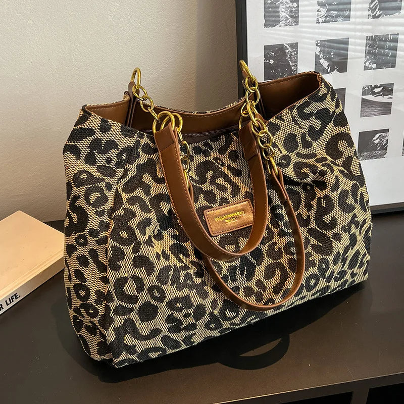 Sac fourre-tout à motif léopard