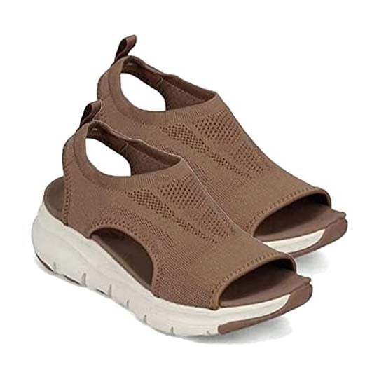 Sandales marron en maille respirante avec semelle blanche épaisse, design ouvert, confortables pour l'été, chaussures légères pour femmes.