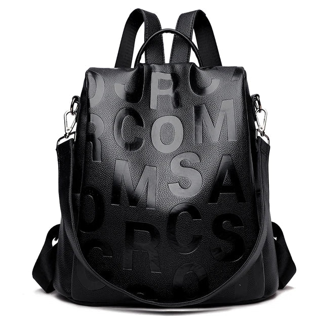 Sac à dos en cuir noir avec lettres en relief, design moderne et élégant, idéal pour la mode urbaine et le voyage. Accessoire tendance et pratique.