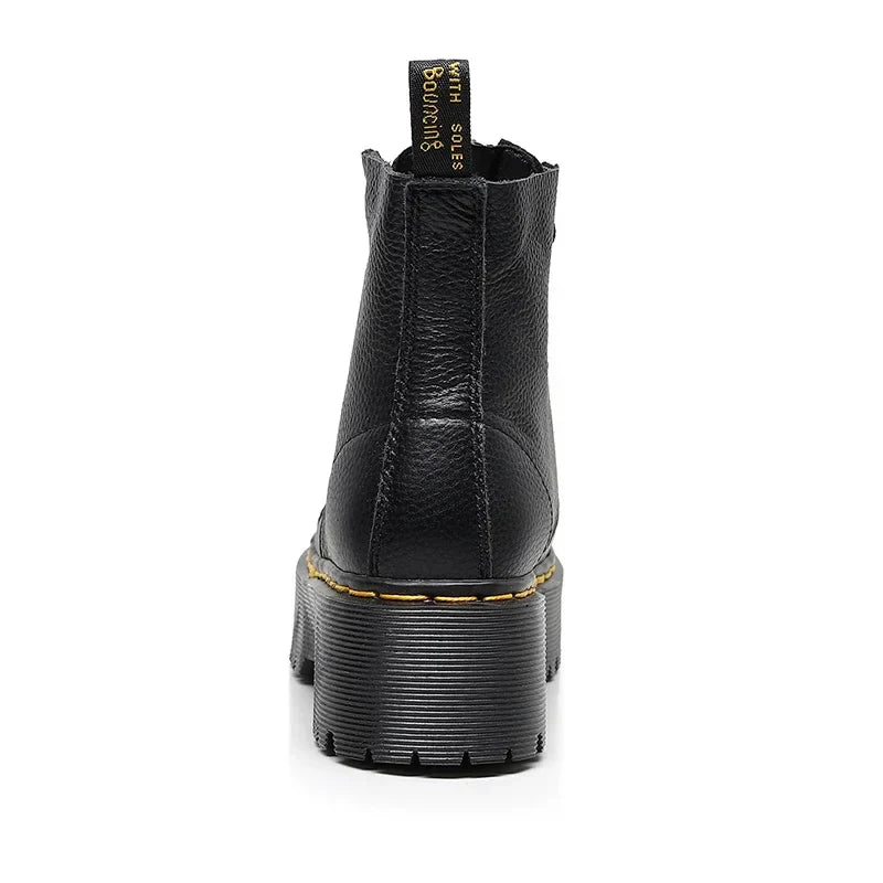 Botas de piel de mujer con suela gruesa