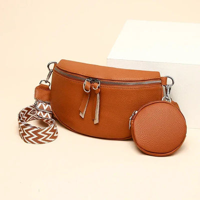Sac banane en cuir marron avec pochette ronde assortie et bandoulière à motifs géométriques. Accessoire mode tendance et pratique.
