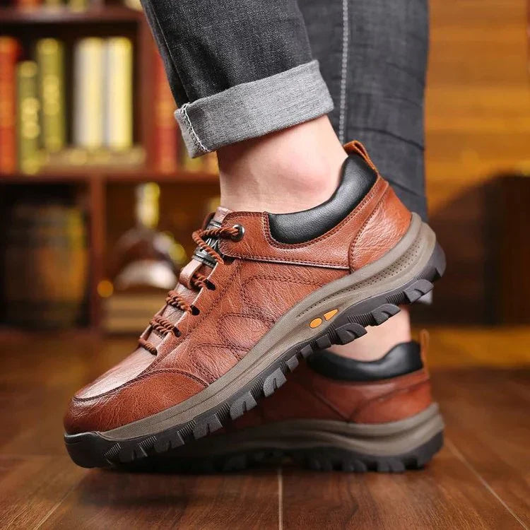Chaussures orthopédiques d'extérieur en cuir pour hommes