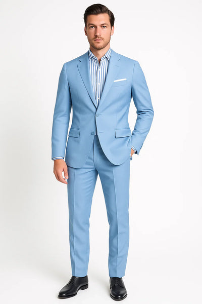 Costume classique pour hommes avec chemise à manches longues
