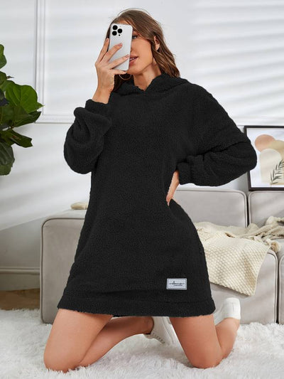 Sudadera con capucha elegante para mujer con un ajuste cálido.