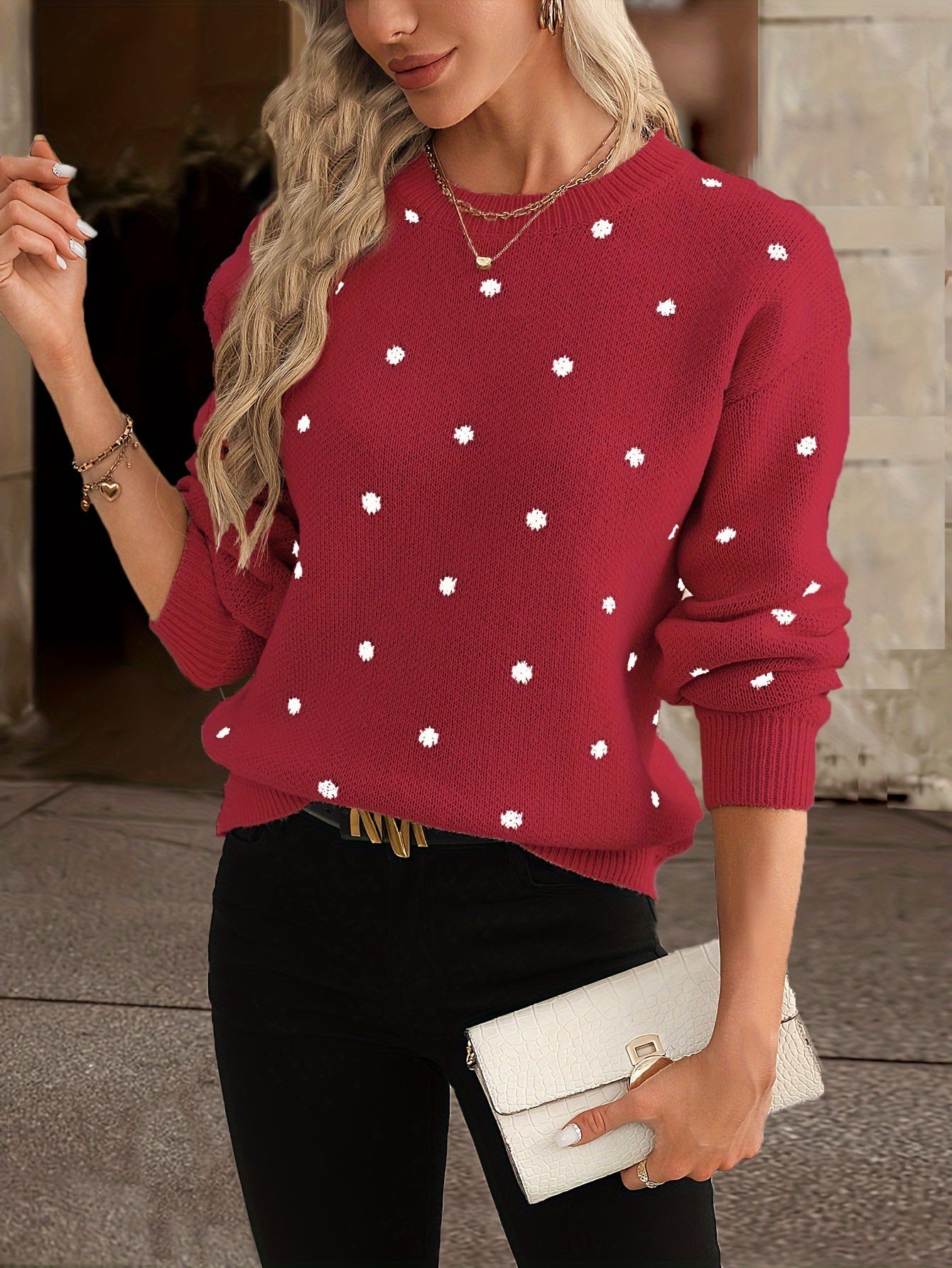 Suéter de lunares de Zara: casual y elegante para mujer en otoño e invierno