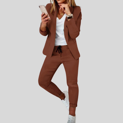 Mary | Ensemble deux pièces avec blazer à carreaux et pantalon assorti