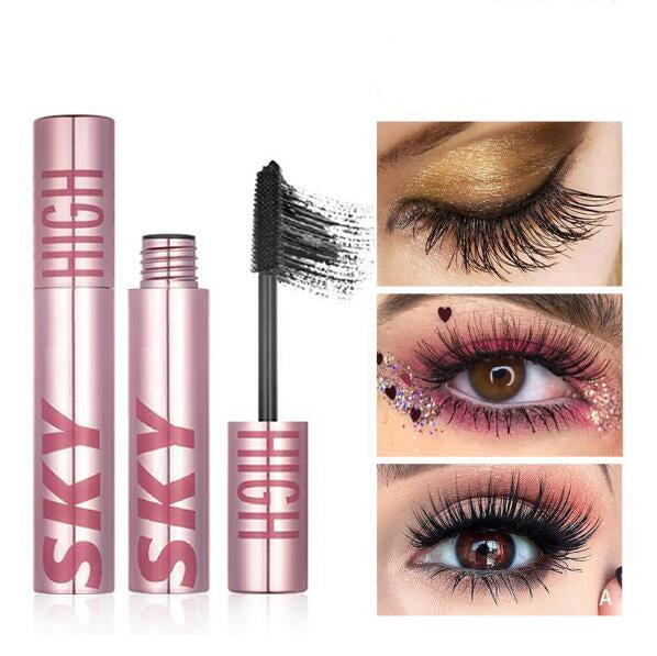 Mascara Sky High rose avec brosse, effets sur cils: doré, paillettes, volumineux. Maquillage yeux, allongement cils, beauté.