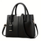 Leonie | Spacious shoulder handbag for women