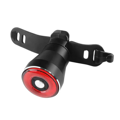 Feu arrière de vélo LED rouge, étanche, avec support de fixation noir. Accessoire de sécurité pour cyclisme, visibilité nocturne améliorée.