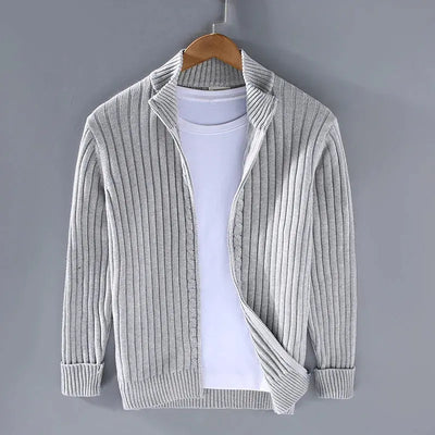 Pull Zippé en Tricot