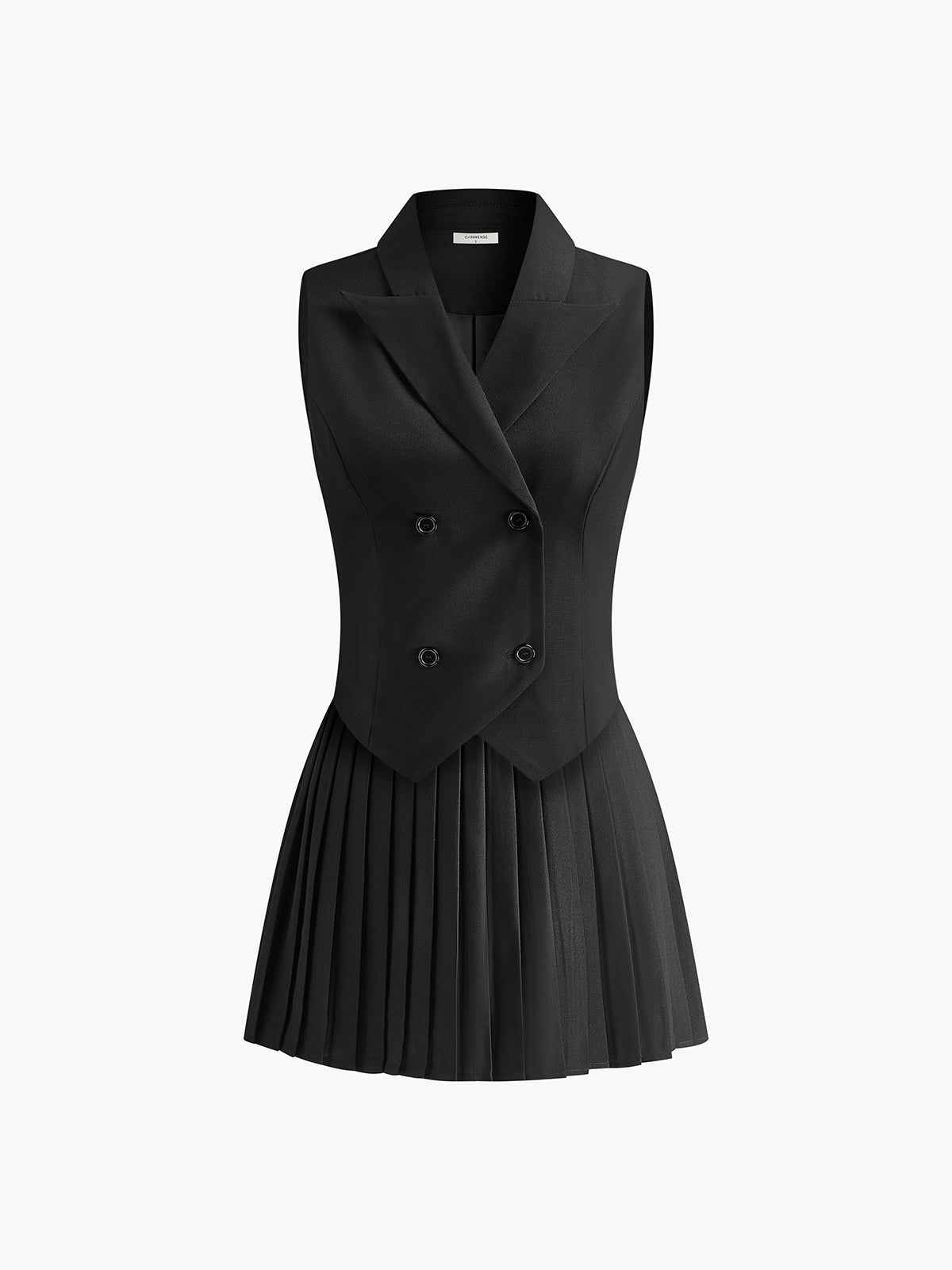 Robe noire sans manches, col à revers, boutons doubles, jupe plissée. Élégante et moderne, idéale pour une tenue de soirée chic.