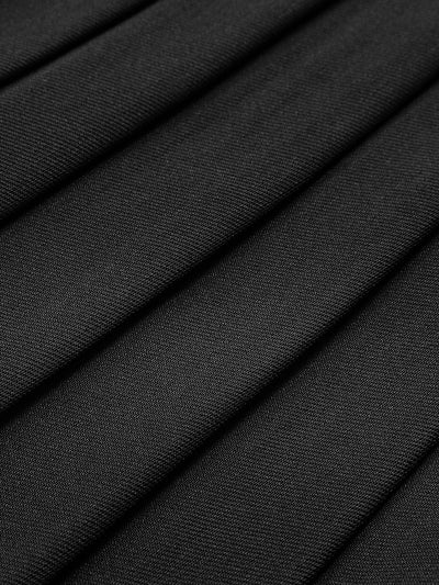 Tissu plissé noir élégant, texture textile en gros plan, motif de plis réguliers, idéal pour mode, couture, décoration intérieure.
