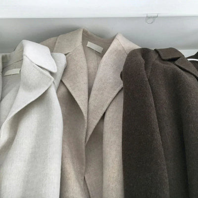 Veste d'hiver chaude et matelassée pour femmes avec longueur totale