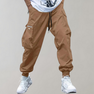 Pantalones cargo versátiles para hombre con piernas ajustadas