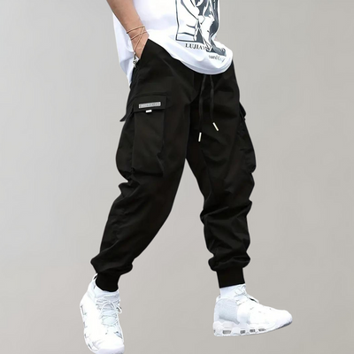 Pantalones cargo versátiles para hombre con piernas ajustadas