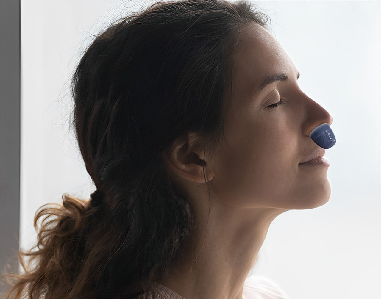 Micro appareil CPAP pour l'apnée du sommeil - Appareil portable anti-ronflement sans masque, vert clair et silencieux