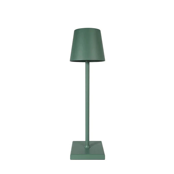 Lampe de table moderne verte, design minimaliste, abat-jour conique, base carrée, éclairage intérieur élégant, décoration maison contemporaine.