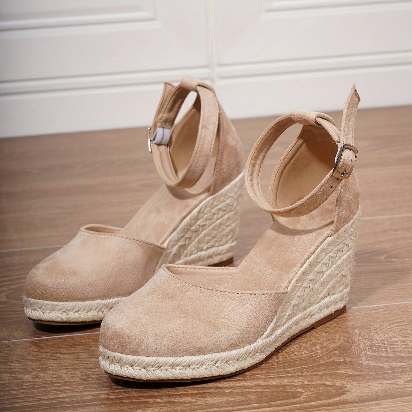 Elara - Sandalias planas de tiras para mujer