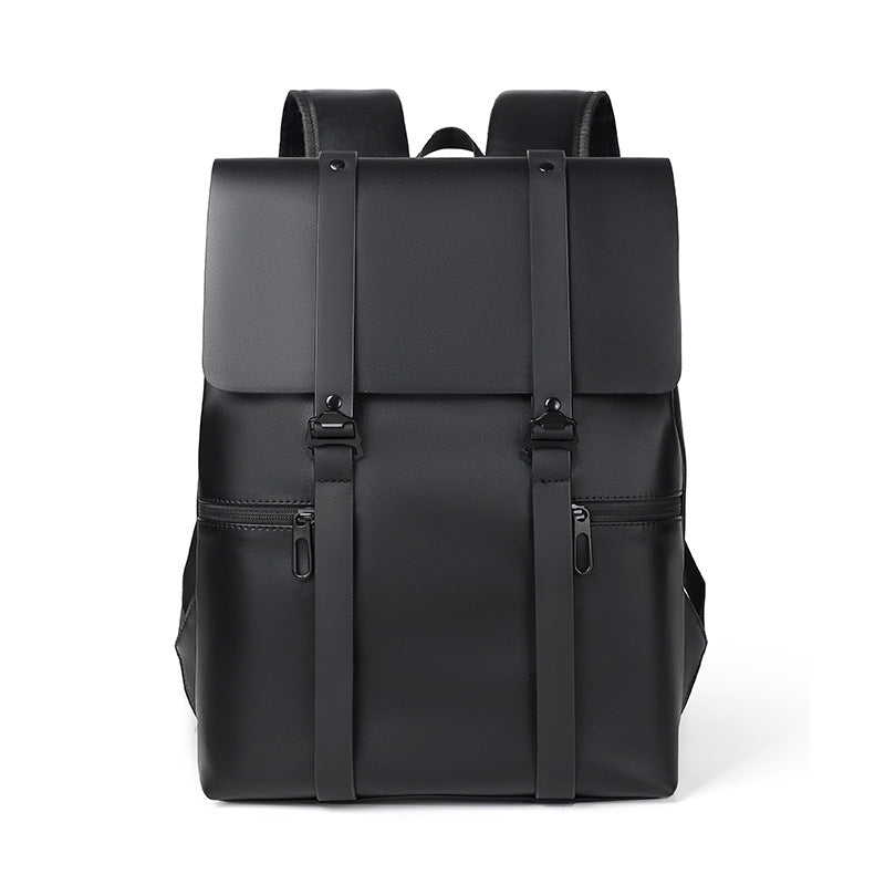 Sac à dos noir élégant en cuir synthétique avec bretelles ajustables, design moderne et minimaliste, idéal pour le travail ou les voyages.