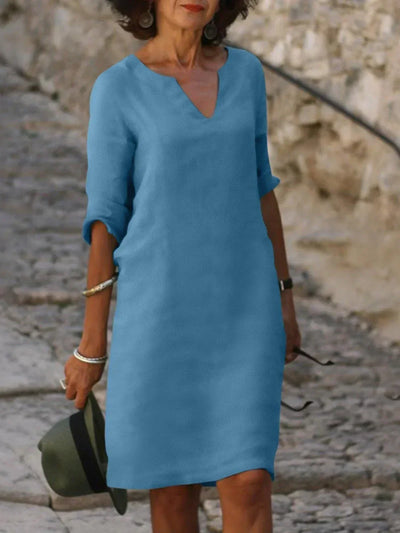 Josette | Robe élégante avec col en V