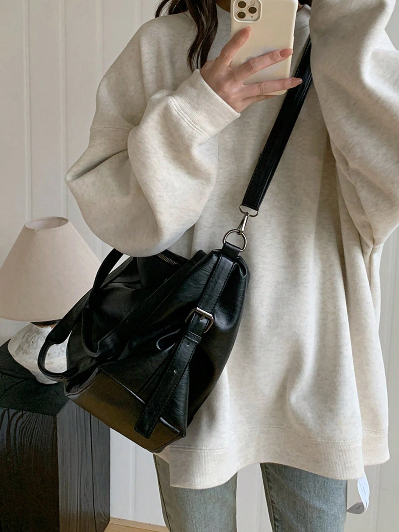 Large Elegant Course Handbag