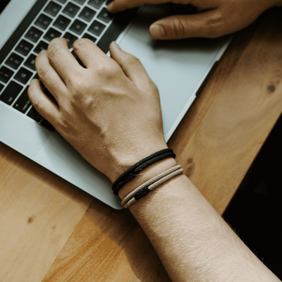 Ara - Bracelet magnétique en corde de Milan - Edition brune