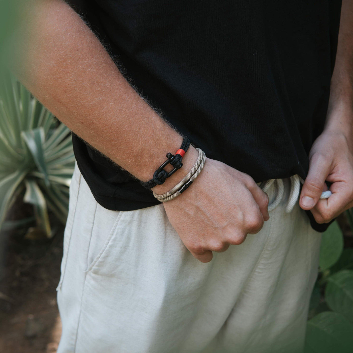Ara - Bracelet magnétique en corde de Milan - Edition brune