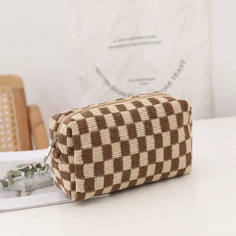 Amara - Trousse de maquillage à carreaux pour l'an 2000