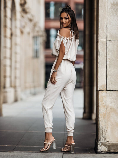 Emma Combinaison décontractée off-shoulder avec détails à volants