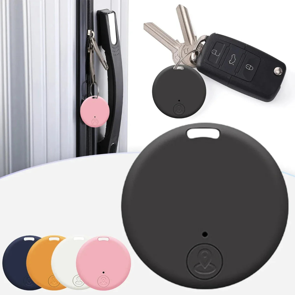 Porte-clés intelligent noir avec localisation GPS, accroché à une valise et à des clés de voiture. Autres couleurs disponibles : rose, blanc, orange, bleu.
