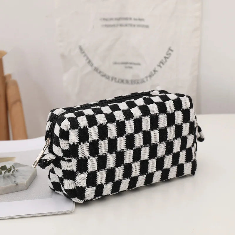 Amara - Trousse de maquillage à carreaux pour l'an 2000