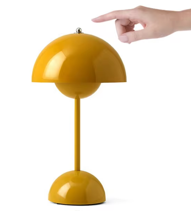 Lampe de table LED ondes lumineuses