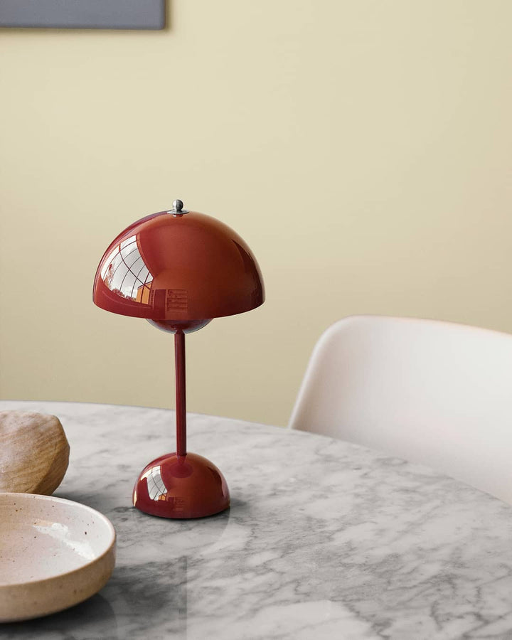 Umbrilight - Lampe de table avec abat-jour rétro