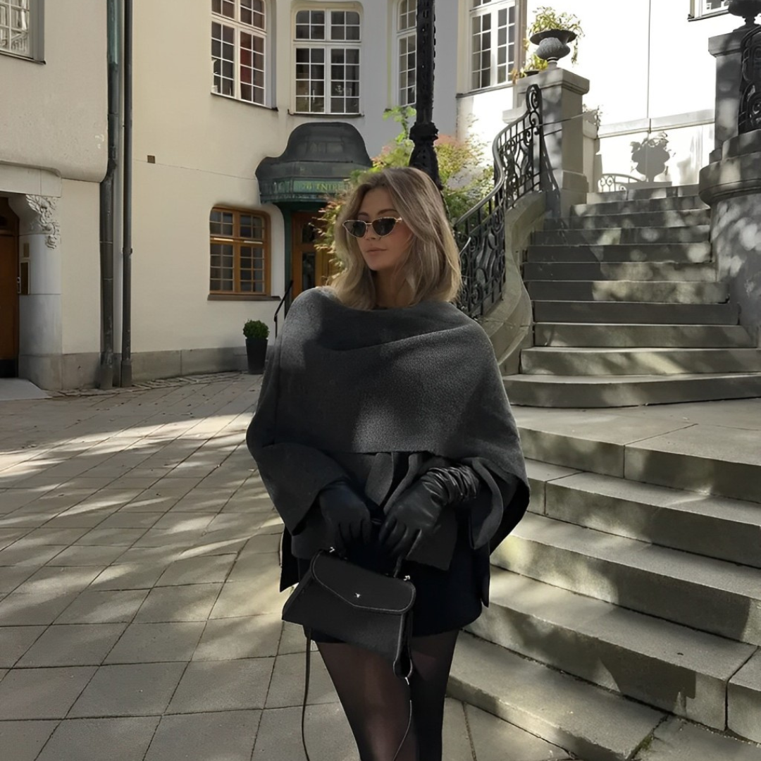 Veste cape élégante et souple pour femmes