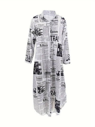 Robe chemise imprimée journal noir et blanc, manches longues, col classique. Mode tendance, style unique, vêtement original.