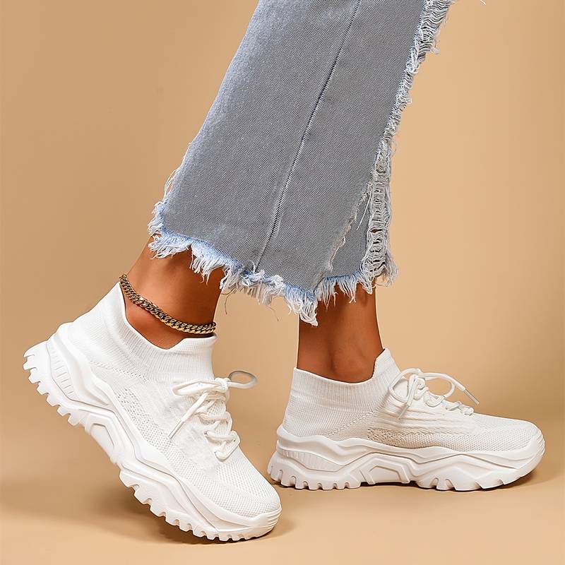 Chaussures orthopédiques avec soutien supplémentaire du pied