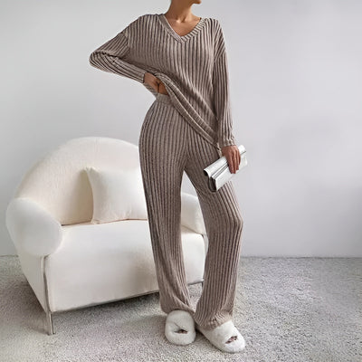 Isla | Ensemble pull-over rayé col V