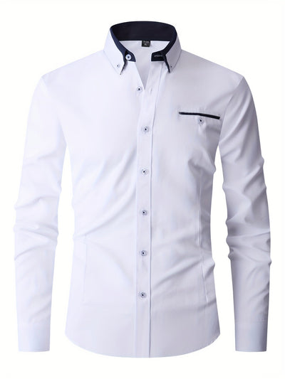 Chemise blanche élégante pour homme avec col contrasté noir, boutons assortis et poche poitrine. Mode masculine, vêtement formel, style moderne.