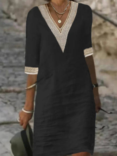 Robe chic en lin mélangé avec col en V et bordures en dentelle
