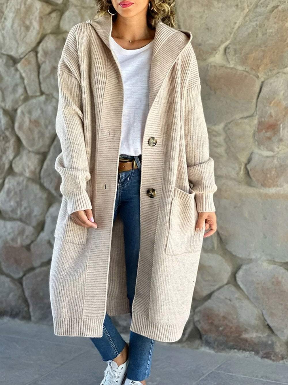 Veste à capuche en maille beige pour femmes