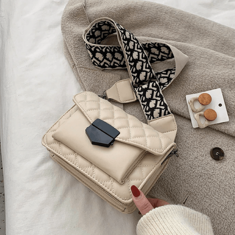 Mary - Luxury handbag for the modern woman - Elegant and spacious handbag