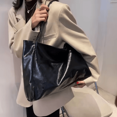 Maxia | Large leather shoulder bag for women | Handbag | Bordeaux Red Tote Bag