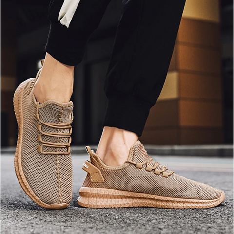 Zapatos ligeros de hombre con plantilla ortopédica.
