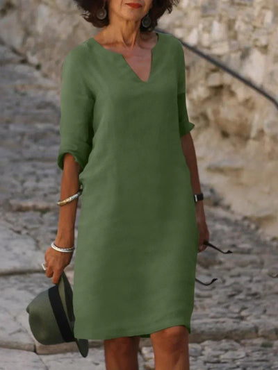 Josette | Robe élégante avec col en V